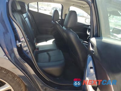 Zdjęcie 10 z 13 samochodu: 2017 MAZDA 3 GRAND TOURING VIN:JM1BN1M39H1134323 - miniatura