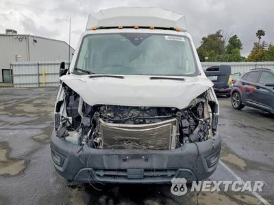 Piąte zdjęcie samochodu w środku: 2021 FORD TRANSIT T-350 VIN:1FDBW5P86MKA21294 - miniatura