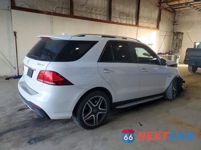 Trzecie zdjęcie samochodu z tyłu: 2017 MERCEDES-BENZ GLE 43 AMG VIN:4JGDA6EB9HA932162 - miniatura