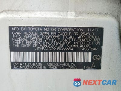 Zdjęcie 12 z 12 samochodu: 2018 LEXUS IS 300 VIN:JTHBA1D29J5066654 - miniatura