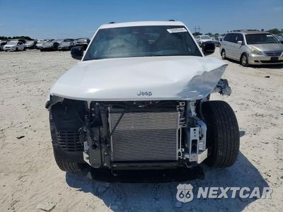 Piąte zdjęcie samochodu w środku: 2025 JEEP GRAND CHEROKEE LAREDO VIN:1C4RJGAGXSC371015 - miniatura