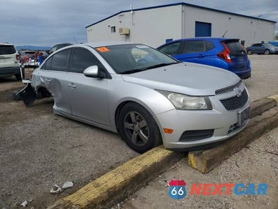 Czwarte zdjęcie samochodu z boku: 2014 CHEVROLET CRUZE LT VIN:1G1PK5SBXE7384011 - miniatura