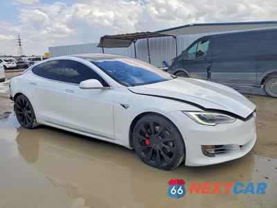 Czwarte zdjęcie samochodu z boku: 2019 TESLA MODEL S VIN:5YJSA1E46KF337297 - miniatura