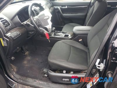 Zdjęcie 7 z 13 samochodu: 2014 KIA SORENTO LX VIN:5XYKTDA75EG504371 - miniatura