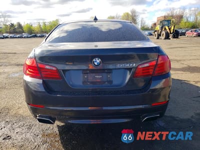 Zdjęcie 6 z 12 samochodu: 2011 BMW 550 XI VIN:WBAFU9C51BC786237 - miniatura