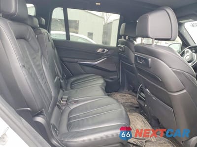 Zdjęcie 11 z 13 samochodu: 2020 BMW X7 XDRIVE40I VIN:5UXCW2C04L9B36393 - miniatura