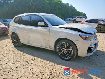 Czwarte zdjęcie samochodu z boku: 2017 BMW X3 SDRIVE28I VIN:5UXWZ7C51H0V85701 - miniatura