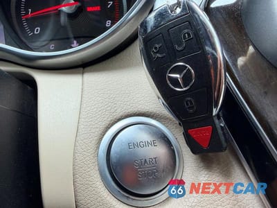 Zdjęcie 13 z 14 samochodu: 2018 MERCEDES-BENZ C 300 VIN:55SWF4JB4JU235776 - miniatura