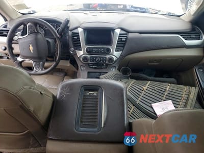 Zdjęcie 8 z 13 samochodu: 2016 CHEVROLET SUBURBAN K1500 LT VIN:1GNSKHKC0GR108902 - miniatura