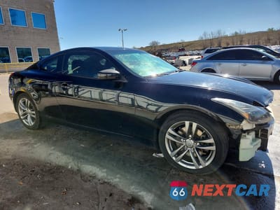 Czwarte zdjęcie samochodu z boku: 2008 INFINITI G37 BASE VIN:JNKCV64E18M104930 - miniatura