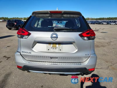Zdjęcie 6 z 14 samochodu: 2017 NISSAN ROGUE S VIN:JN8AT2MV0HW258917 - miniatura