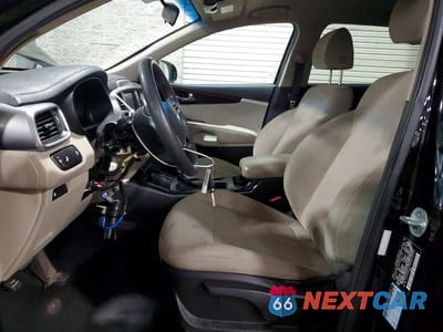 Zdjęcie 7 z 13 samochodu: 2019 KIA SORENTO LX VIN:5XYPG4A3XKG536929 - miniatura