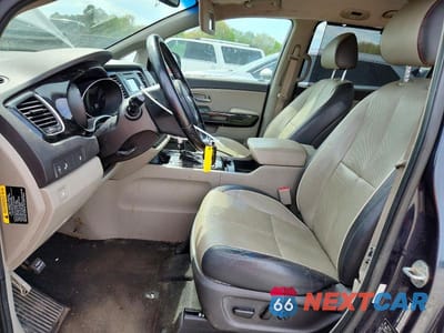 Zdjęcie 7 z 13 samochodu: 2015 KIA SEDONA EX VIN:KNDMC5C18F6046417 - miniatura