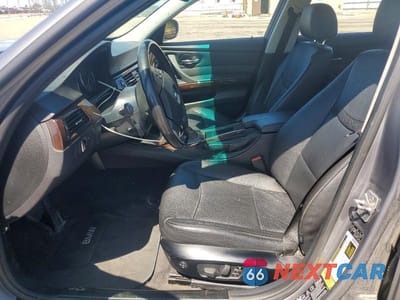 Zdjęcie 7 z 12 samochodu: 2011 BMW 328 XI VIN:WBAPK7G55BNN49182 - miniatura