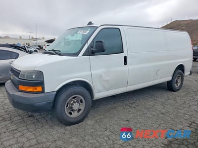 2018 CHEV EXPRESS G2500 1GCWGBFP6J1253924 - główne zdjęcie licytacji z USA - miniatura
