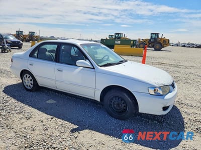 Czwarte zdjęcie samochodu z boku: 2001 TOYOTA COROLLA LE VIN:1NXBR12E81Z471316 - miniatura