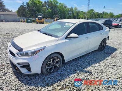 2020 KIA FORTE LXS 3KPF24AD7LE226075 - główne zdjęcie licytacji z USA - miniatura