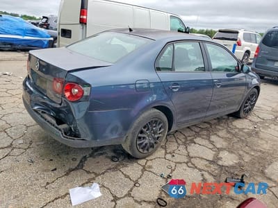 Trzecie zdjęcie samochodu z tyłu: 2010 VOLKSWAGEN JETTA S VIN:3VWJX7AJ2AM022402 - miniatura
