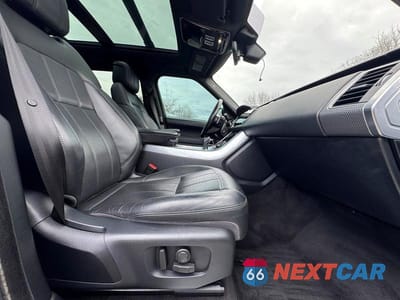 Piąte zdjęcie samochodu w środku: 2021 LAND ROVER RANGE ROVER SPORT HSE DYNAMIC VIN:SALWR2SE0MA758093 - miniatura