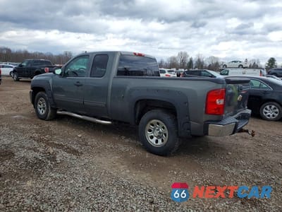 Drugie zdjęcie samochodu z przodu: 2011 CHEVROLET SILVERADO K1500 LS VIN:1GCRKREA8BZ127763 - miniatura