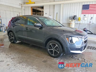 Czwarte zdjęcie samochodu z boku: 2026 KIA NIRO LX VIN:KNDCP3LE4T5316199 - miniatura