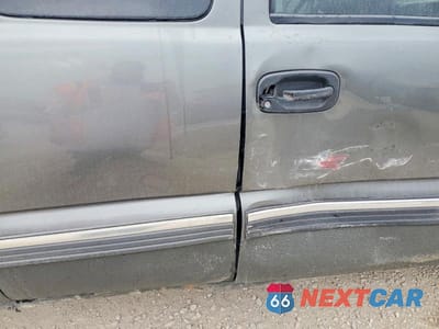Zdjęcie 10 z 12 samochodu: 2002 CHEV SILVERADO VIN:1GCHK29U52E200182 - miniatura