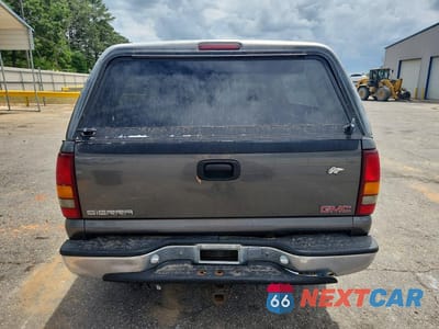 Zdjęcie 6 z 12 samochodu: 2001 GMC NEW SIERRA K1500 VIN:1GTEK19T91E181459 - miniatura