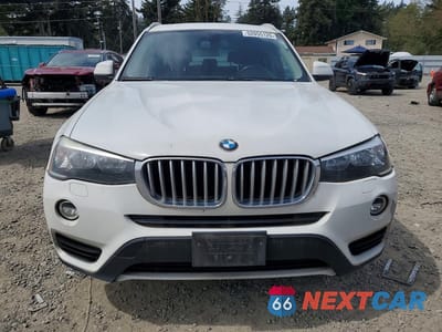 Piąte zdjęcie samochodu w środku: 2017 BMW X3 SDRIVE28I VIN:5UXWZ7C57H0T44077 - miniatura