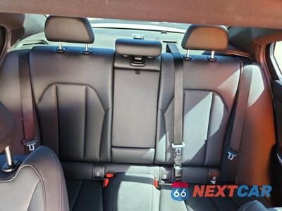 Zdjęcie 10 z 14 samochodu: 2019 BMW 330I VIN:WBA5R1C58KAK09151 - miniatura