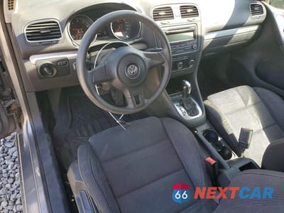 Zdjęcie 8 z 13 samochodu: 2011 VOLKSWAGEN GOLF VIN:WVWBB7AJXBW142343 - miniatura