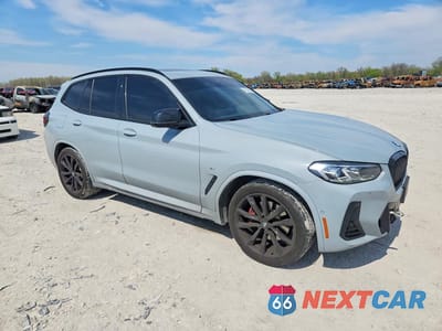 Czwarte zdjęcie samochodu z boku: 2023 BMW X3 M40I VIN:5UX83DP01P9P33878 - miniatura