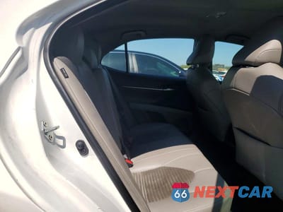 Zdjęcie 10 z 12 samochodu: 2023 TOYOTA CAMRY SE VIN:4T1G11AK5PU750588 - miniatura