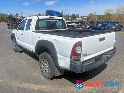 Trzecie zdjęcie samochodu z tyłu: 2010 TOYOTA TACOMA ACCESS CAB VIN:5TEUX4EN7AZ682319 - miniatura