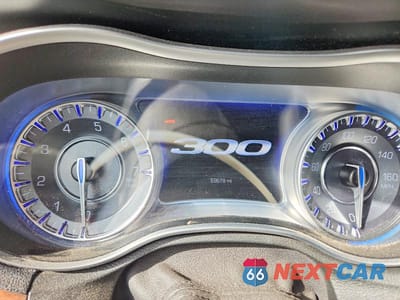 Zdjęcie 9 z 12 samochodu: 2018 CHRYSLER 300C VIN:2C3CCAPT1JH226317 - miniatura