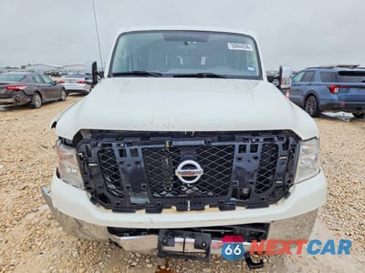Piąte zdjęcie samochodu w środku: 2016 NISSAN NV 3500 HD SV VIN:5BZAF0AA4GN850981 - miniatura