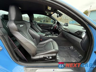 Piąte zdjęcie samochodu w środku: 2017 BMW M4 VIN:WBS3R9C58HK709203 - miniatura