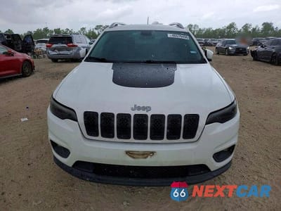 Piąte zdjęcie samochodu w środku: 2019 JEEP CHEROKEE LATITUDE VIN:1C4PJLCX0KD339620 - miniatura