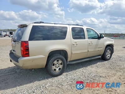 Trzecie zdjęcie samochodu z tyłu: 2013 CHEVROLET SUBURBAN K1500 LT VIN:1GNSKJE76DR129562 - miniatura