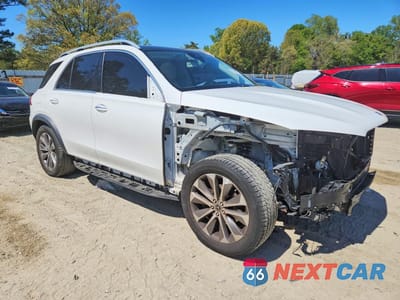 Czwarte zdjęcie samochodu z boku: 2020 MERCEDES-BENZ GLE 350 4MATIC VIN:4JGFB4KE3LA079677 - miniatura