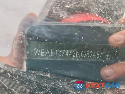 Zdjęcie 12 z 12 samochodu: 2002 BMW 325 I VIN:WBAET37442NG82457 - miniatura