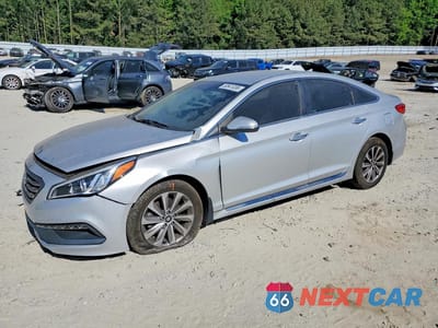 2015 HYUNDAI SONATA SPORT 5NPE34AF4FH148252 - główne zdjęcie licytacji z USA - miniatura