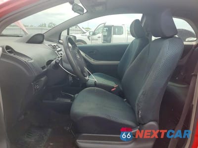 Zdjęcie 7 z 12 samochodu: 2008 TOYOTA YARIS BASE VIN:JTDJT903585164739 - miniatura