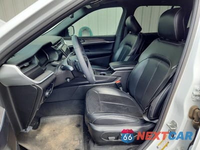 Zdjęcie 7 z 13 samochodu: 2024 JEEP GRAND CHEROKEE LIMITED 4XE VIN:1C4RJYB61R8526690 - miniatura