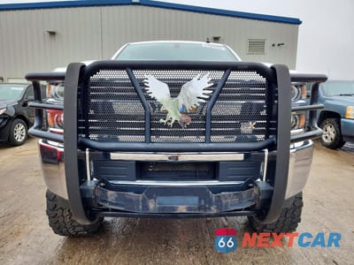 Piąte zdjęcie samochodu w środku: 2015 CHEVROLET SILVERADO K2500 HEAVY DUTY LT VIN:1GC1KVEG9FF584468 - miniatura