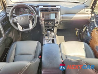 Zdjęcie 8 z 14 samochodu: 2021 TOYOTA 4RUNNER SR5 PREMIUM VIN:JTENU5JR5M5870660 - miniatura