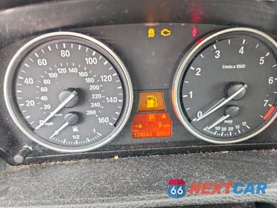 Zdjęcie 9 z 12 samochodu: 2013 BMW X5 XDRIVE50I VIN:5UXZV8C56D0C14562 - miniatura