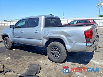 Drugie zdjęcie samochodu z przodu: 2018 TOYOTA TACOMA SR5 V6 VIN:5TFAZ5CN8JX071101 - miniatura