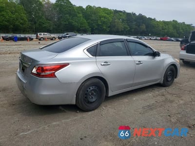 Trzecie zdjęcie samochodu z tyłu: 2013 NISSAN ALTIMA 2.5 VIN:1N4AL3AP2DC200106 - miniatura