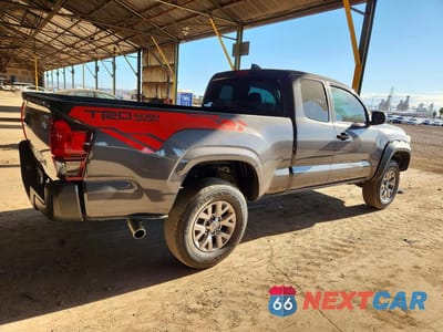 Trzecie zdjęcie samochodu z tyłu: 2023 TOYOTA TACOMA SR VIN:3TYRX5GNXPT086222 - miniatura