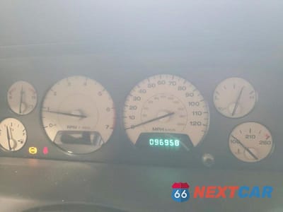Zdjęcie 9 z 13 samochodu: 2002 JEEP GRAND CHEROKEE LIMITED VIN:1J4GW58N12C263779 - miniatura